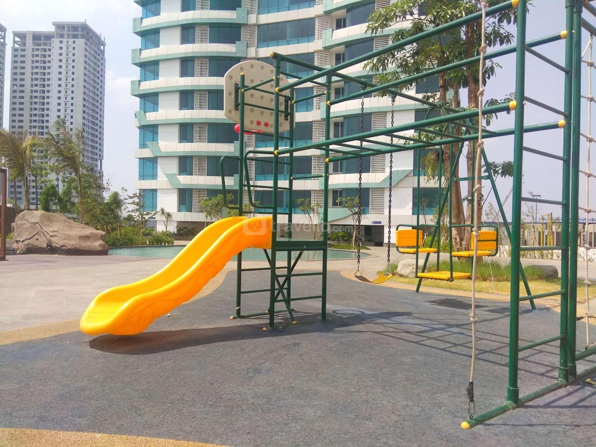 Good Choice And Cozy 2br Grand Kamala Lagoon By Travelio