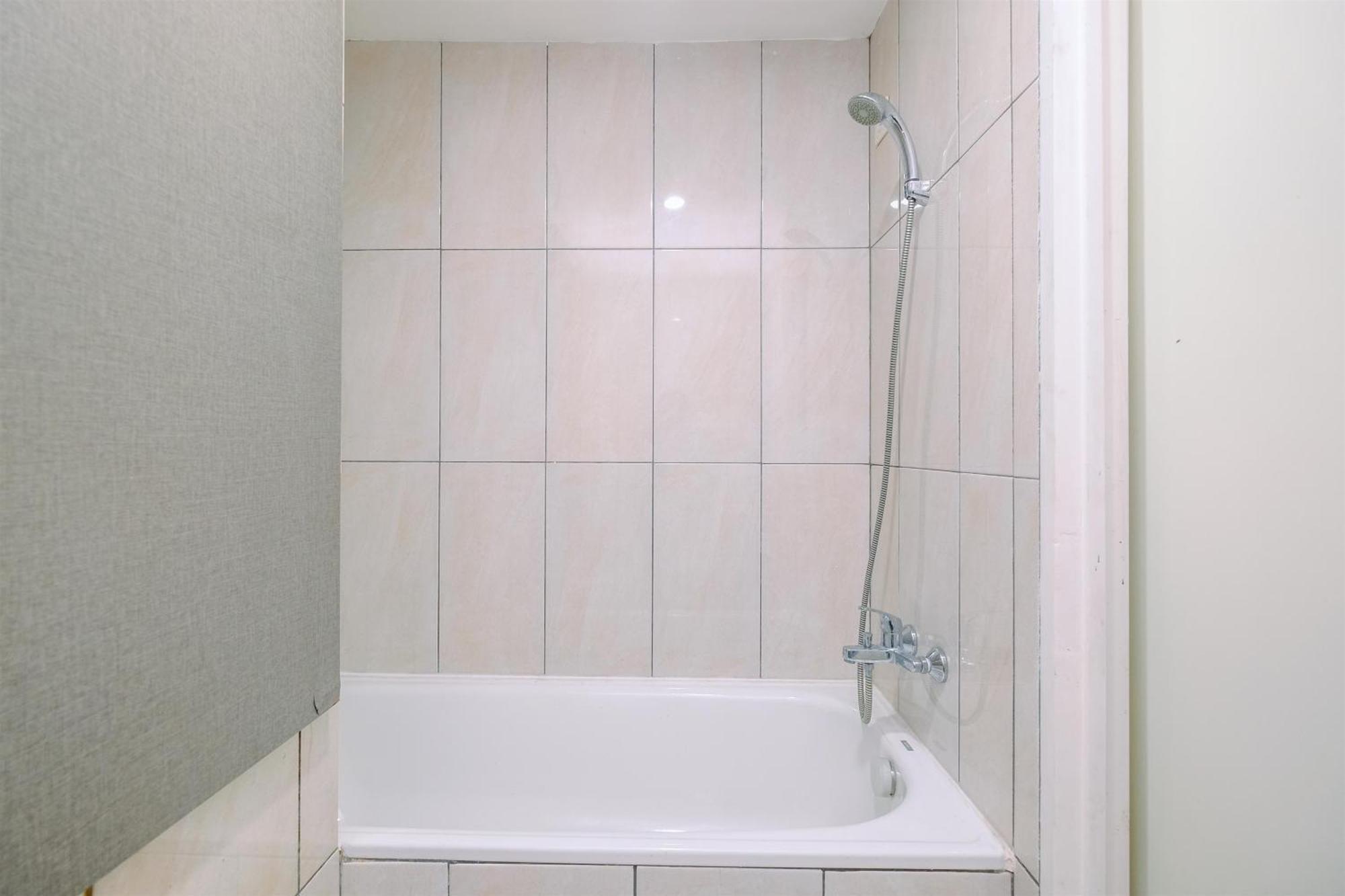 Good Choice And Cozy 2br Grand Kamala Lagoon By Travelio